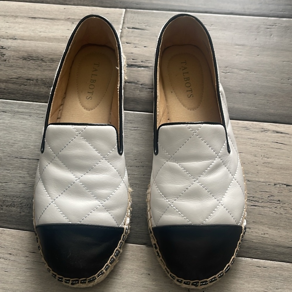 Talbots WHITE/BLACK 8M IZZY QUILTED SOFT NAPPA ESPADRILLE LEATHER FLAT SHOES
